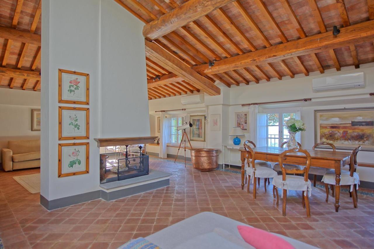 Villa Camaiore By Posarellivillas Santa Lucia  المظهر الخارجي الصورة