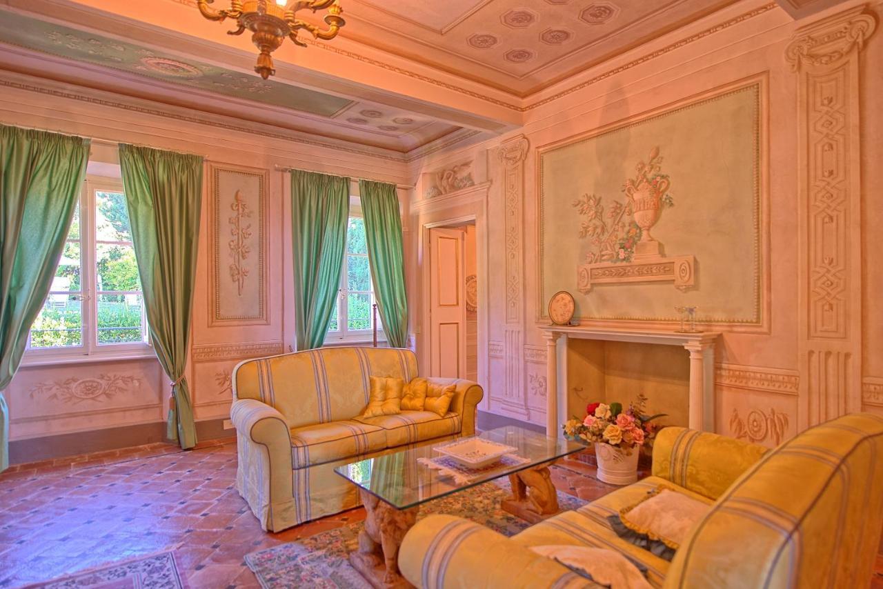 Villa Camaiore By Posarellivillas Santa Lucia  المظهر الخارجي الصورة