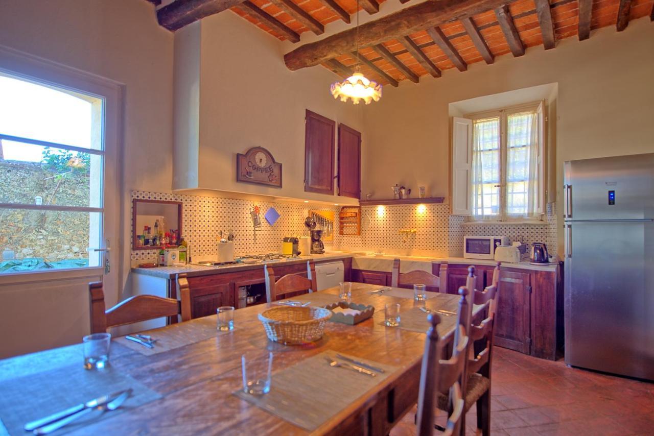 Villa Camaiore By Posarellivillas Santa Lucia  المظهر الخارجي الصورة