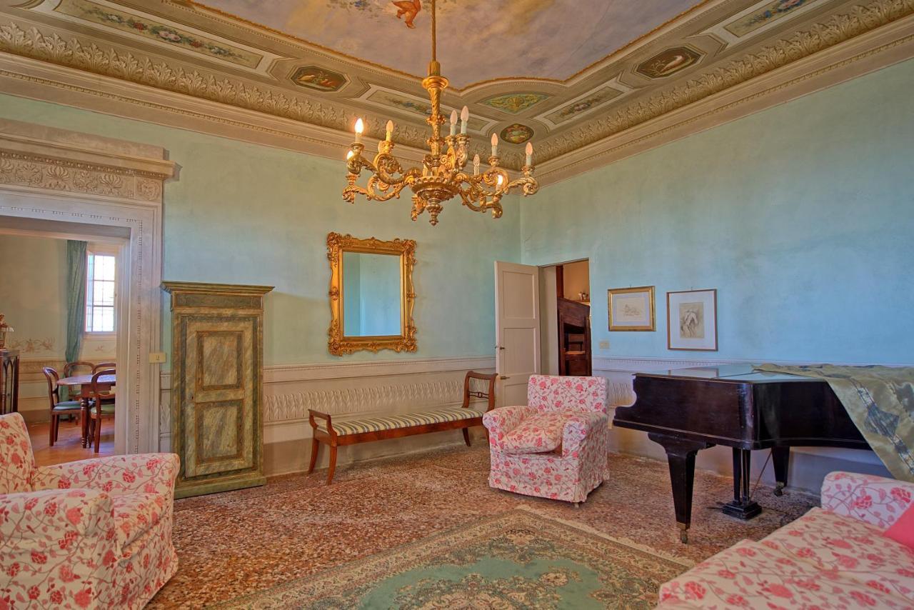 Villa Camaiore By Posarellivillas Santa Lucia  المظهر الخارجي الصورة