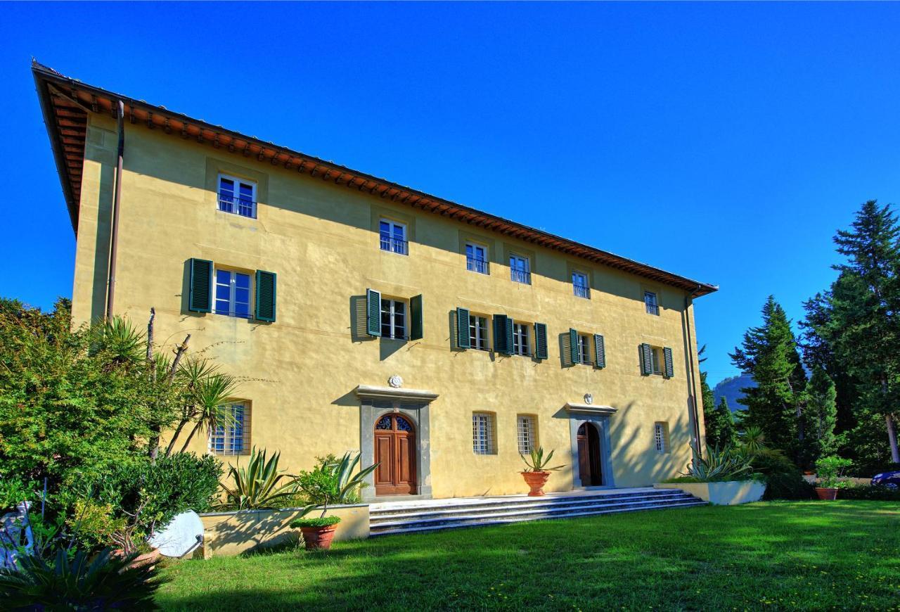 Villa Camaiore By Posarellivillas Santa Lucia  المظهر الخارجي الصورة